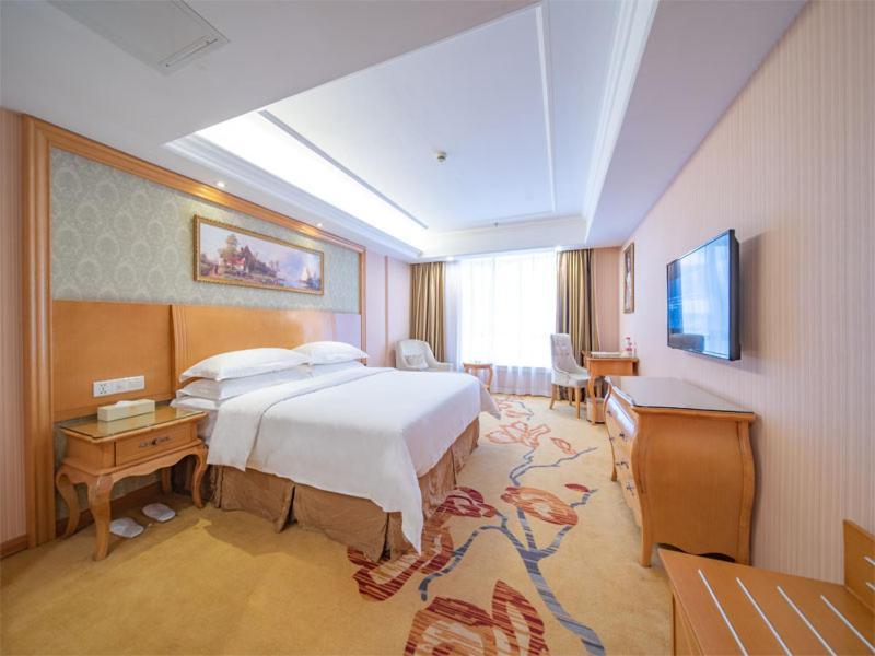 Vienna Hotel Guangzhou Baiyun Dongping Middle Road Exterior foto