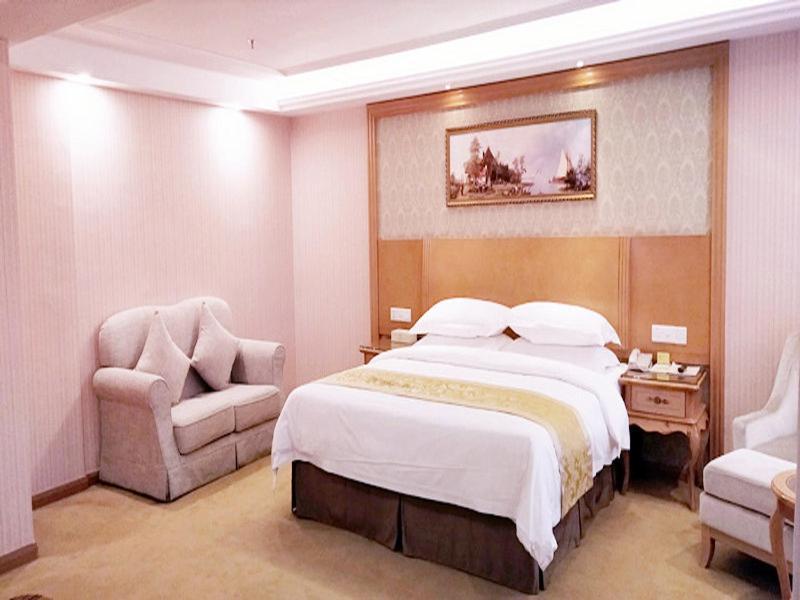 Vienna Hotel Guangzhou Baiyun Dongping Middle Road Exterior foto